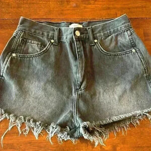Forever 21‎ Frayed Edge Black/Grey Short
